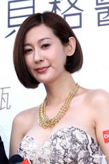 组图：林利霏否认涉迷奸案 认为男方主动投案是好事