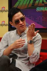 组图：《激战》做客 彭于晏张家辉拍打戏受苦