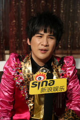 组图：大张伟接受新浪专访 春晚歌曲被指抄袭