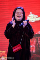 幻灯图：《财神到》发预告片 温拿五虎成员再相聚