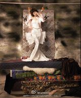 组图：范玮琪慵懒写真变贵妇 罕见短发打麻将