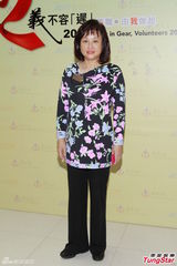 组图：陈婉珍出席活动 二女传情变问题拒受访