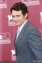 组图：《神之子》发布会 詹姆斯与斯科特拼帅气