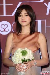 组图：陈妍希难忘前男友 大赞新片搭档甄子丹