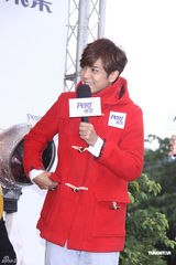 组图：罗志祥不知杨阳恋详情 留台跨年不来内地