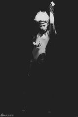 组图：尚雯婕尝试歌特音乐 魔幻复古造型曝光