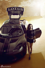 组图：汤晶媚时尚大片出炉 演绎硬朗美艳