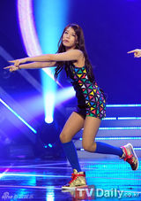 组图：《冠军秀》现场公开WGDal shabet登台争艳