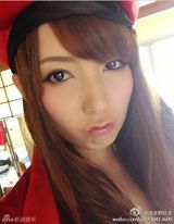 组图：波多野结衣全裸按奶球 性感美照曲线傲人