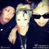 组图：BB成员GD与2NE1成员CL微博批量晒美图