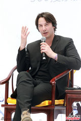 组图：基努-里维斯空降北京 为新片学打太极拳