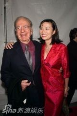 组图：邓文迪默多克离婚 昔日甜蜜恩爱照曝光