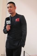 组图：邵兵亮相上海电影节彰显成熟魅力