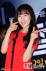 组图：少女时代金秀贤金泰熙等捧场《强哲》