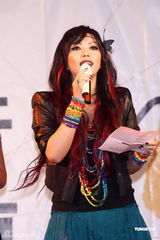 组图：“彩虹大使”阿密特现身相挺 支持同志权益