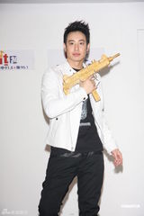 高清：潘玮柏新造型首度曝光 对蔡依林selina有好感