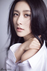 组图：贾青氧气美女写真 清新自然尽显真实自我