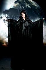 芙蓉姐姐变万圣节女郎 手持镰刀气氛鬼魅(组图)