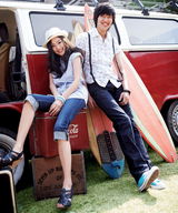 高清组图：李民浩文彩苑代言 亲密恩爱阳光活力