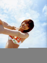 组图：后藤真希夏日海边写真 清凉泳装大秀性感