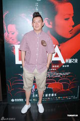 组图：容祖儿欲下厨宴客 对新片获奖有信心