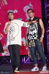 组图：严爵挑战唱跳险破音 林俊杰压轴热舞