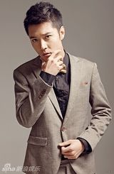组图：张丹峰绅士写真帅气有型