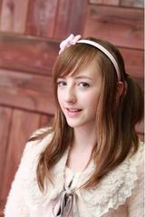 组图：英国90后萌妹贝琪-库尔135张美图集锦