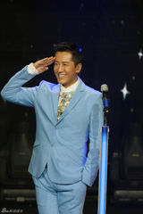 杨钰莹毛宁不老传说再合体 赵忠祥荐主持春晚