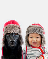 组图：台湾流浪狗被跨海收养 萌狗萌娃照爆红