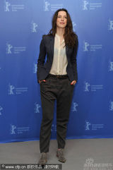 幻灯图集：《房东与租客》记者会 三美女竞艳