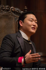 组图：鸟叔PSY哈佛大学演讲 现场跳骑马舞卖萌