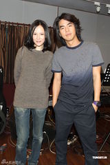 组图：柯有伦打算以歌求爱 杨乃文助阵个唱彩排 