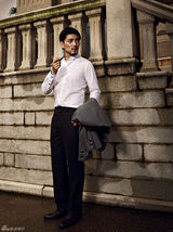 组图：隋咏良最新写真演绎时尚精英制服诱惑