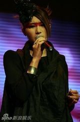 幻灯图集：《全城热恋》首映庆典 四美女争奇斗艳