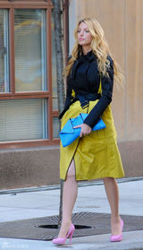 组图：布莱克-莱弗利现身《绯闻女孩》片场