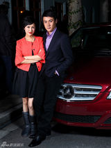 高清图：陆毅鲍蕾唯美广告大片 首度合作默契温馨 