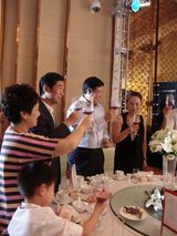 高清图：戴娆低调结婚众好友出席 新郎非圈内人士