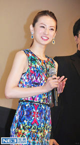 组图：北川景子出席《噩梦小姐》活动自称腹黑