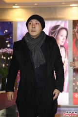 组图：张卫健赶赴台湾悼念杨登魁