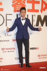 组图：贾静雯邓超应采儿等出席活动