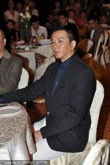 组图：蔡少芬产后胸围激增 爆乳大秀性感