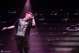 组图：暖男李准基新年首秀 北京演唱会幸福上演