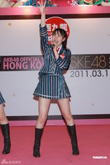 组图：AKB48香港举行握手会 防骚扰要歌迷先洗手