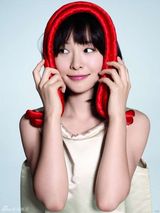 幻灯图：江一燕《乐活》大片 慢乐女孩的爬行生活