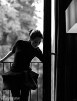 组图：许晴米兰大片曝光 时光之城的灵动记忆