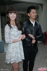 组图：裕美婚后停工一年 15日将补办婚宴