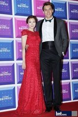 组图：姜虎东黄光熙等出席MBC演艺大赏颁奖礼