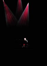 高清图：魏晨北京演唱会落幕 化身未来战士完美蜕变