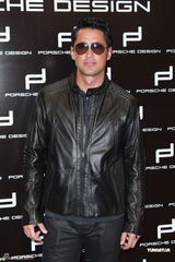 组图：许志安否认与郑秀文同居 郑嘉颖将出唱片